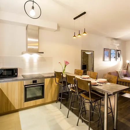 Corvintage Apartment *